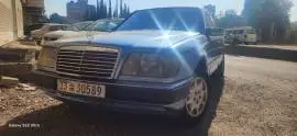 مرسيدس E300 1989, دمشق
