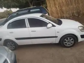 كيا ريو 2006