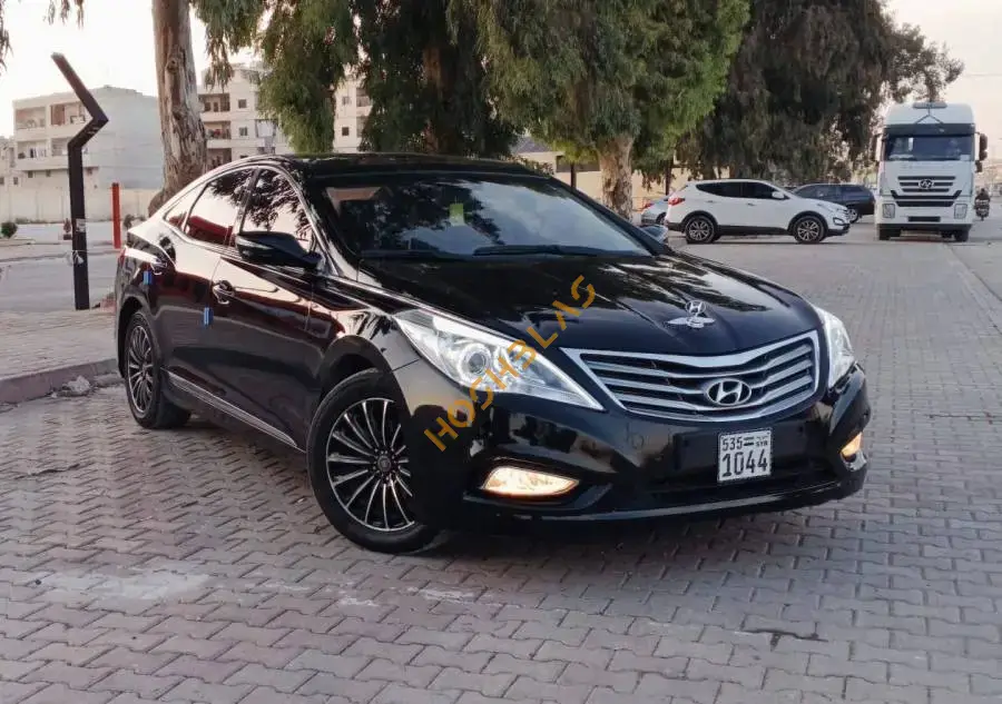 هيونداي آزيرا غرانديور 2012