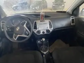 هونداي i20 موديل 2012