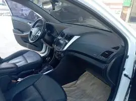 هونداي اكسنت 2015 للبيع