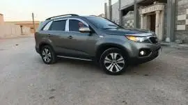 كيا سيرنتو 2010