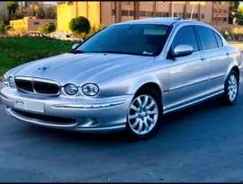 جاكوار 2002 للبيع