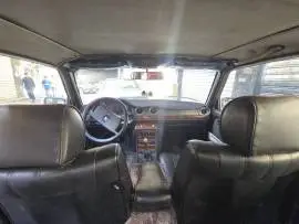 مارسيدس 230 1982, دمشق