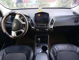 هيونداي توسان 2010