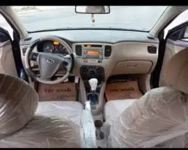 كيا ريو 2010