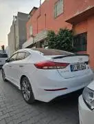 Hyundai Elantra 2016