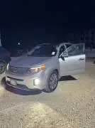 كيا سورينتو 2015