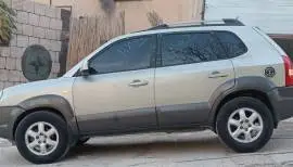 هونداي توسان 2005