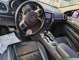 جيب شيروكي 2011