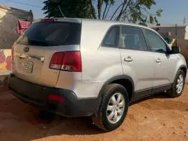 كيا سيرنتو 2010