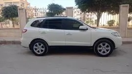 Hyundai CM 2009, Homs