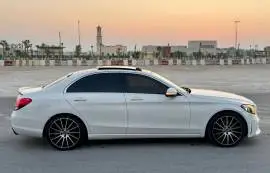 مرسيدس C300 موديل 2015
