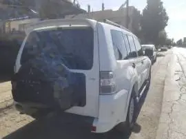 Mitsubishi Pajero 2015, Damascus