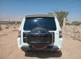 Mitsubishi Pajero 2015, Damascus