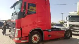 فولفو شاحنة موديل 2015