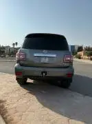 نيسان باترول 200