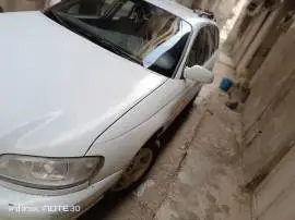 أوبل أوميكا 1998