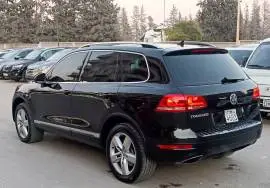 فولكس فاجن توارغ 2015, حماة, RF12518956