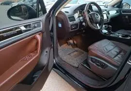 فولكس فاجن توارغ 2015, حماة, RF12518956