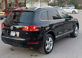 فولكس فاجن توارغ 2015, حماة, RF12518956