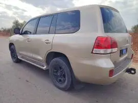 Toyota Land Cruiser 2011, Idlib