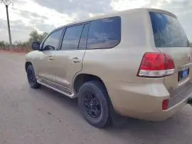 Toyota Land Cruiser 2011, Idlib