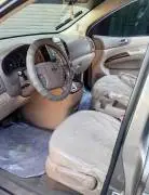 كيا كرنفال 2010, درعا