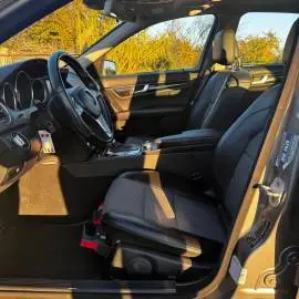 مرسيدس بنز C200 موديل 2012, دمشق