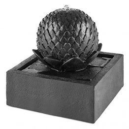 Blumfeldt Zen Garden Fontana da Giardino Decorativa con Alimentazione a Pannello Solare (36 x 40 x 36 cm, Illuminazione con 4 LED, Aspetto Basalto Nero, Batteria agli ioni di Litio) Nera - 1