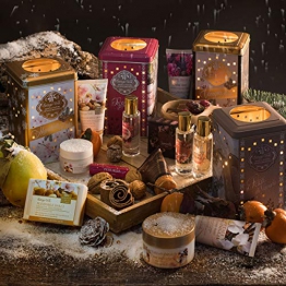 Bottega Verde - Confezione Regalo Lanterna Pepe Rosa - Set della Linea Pepe Rosa con Crema Mani, Eau de Toilette e Stick Labbra - Candela Inclusa nella Confezione Decorativa in Metallo - 1