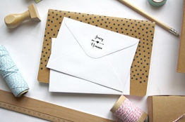 Timbro matrimonio personalizzati con nomi, conome, forma quadrata, cuore e freccia - 1