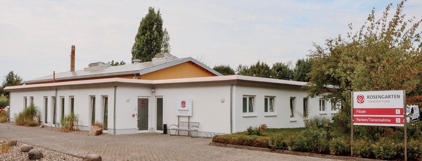Außenansicht des Kleintierkrematoriums in Peckelsheim