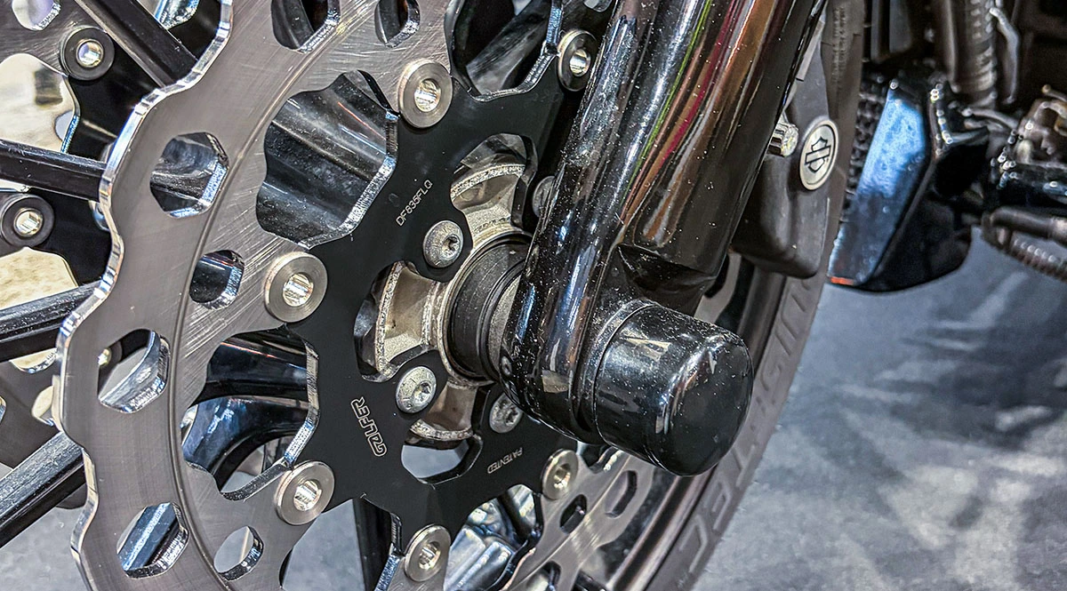 HD_RoadGlide_M8_107_Zeichenfläche 14