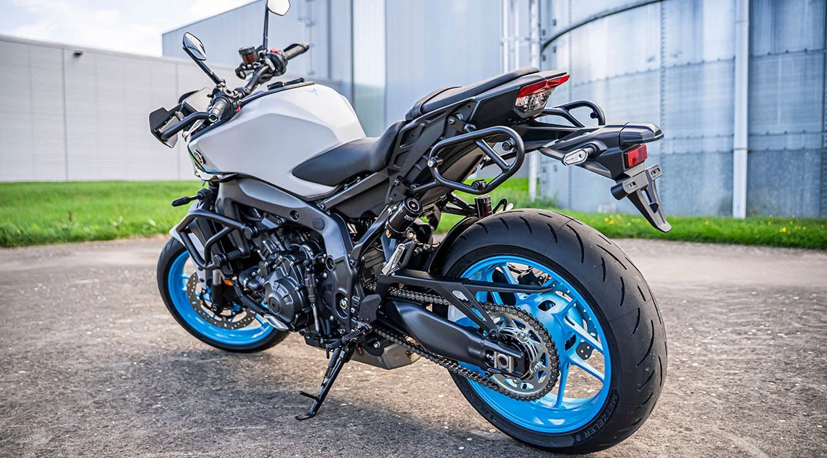 Yamaha_MT09_2026_Zeichenfläche 28