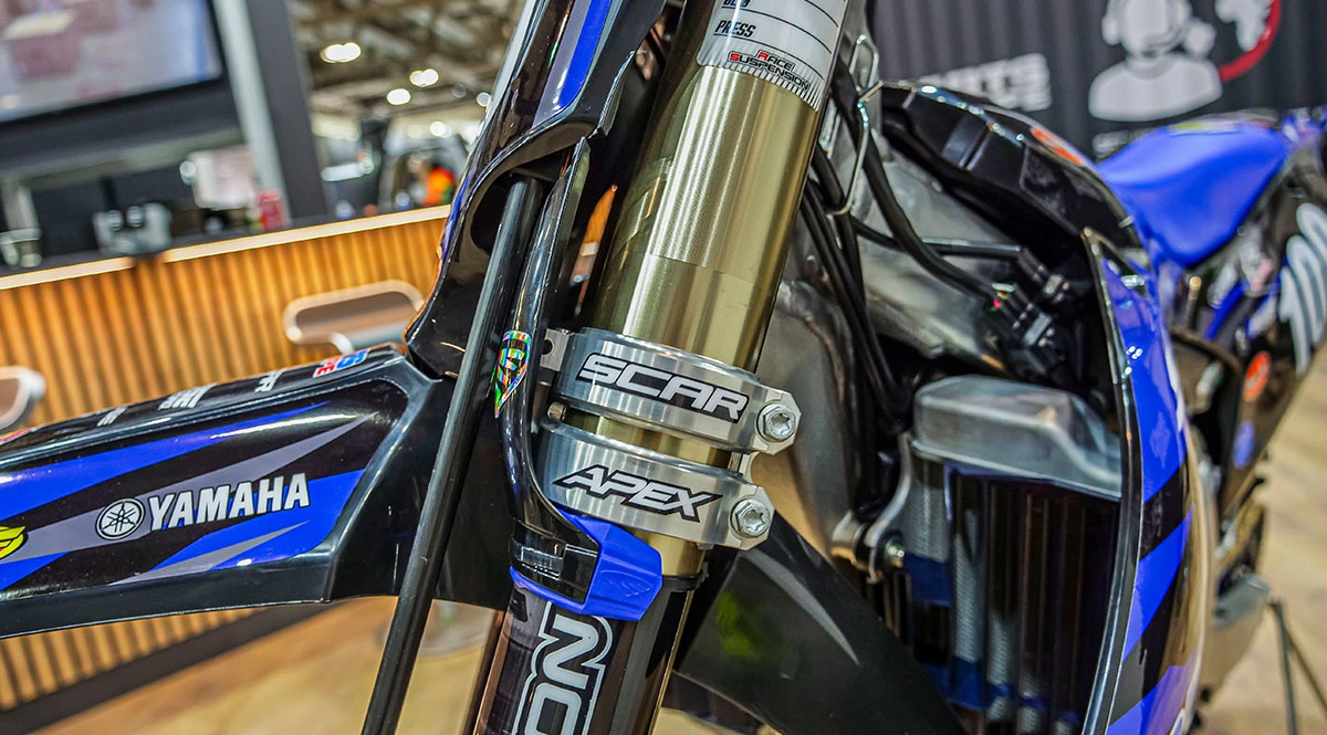 Yamaha_YZ250_2024_Zeichenfläche 18