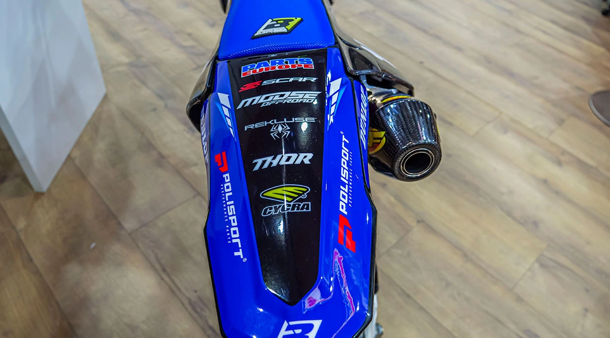 Yamaha_YZ250_2024_Zeichenfläche 21