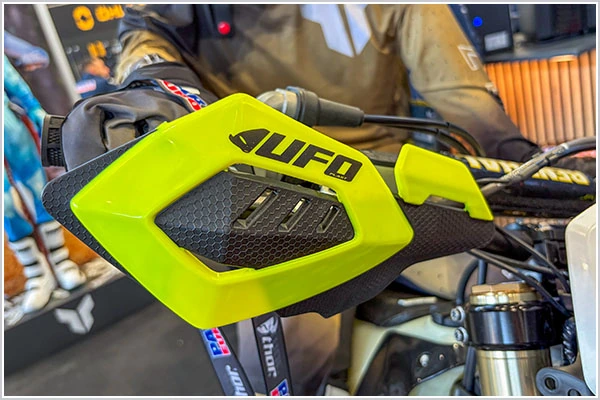 Triumph TF E 250 2026 - UFO Handguards