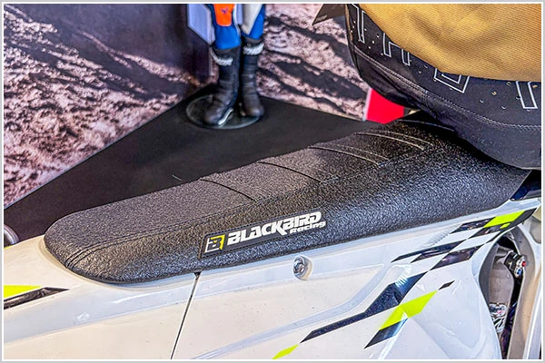 Triumph TF E 250 2026 - Blackbird Seat Cover