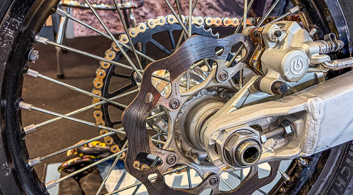 Triumph_TF_E_250_2026_Zeichenfläche 6