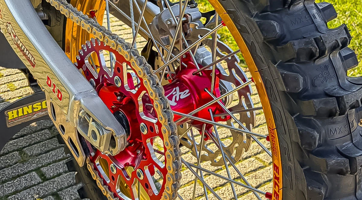 Yamaha_125_YZ_2026_Zeichenfläche 15
