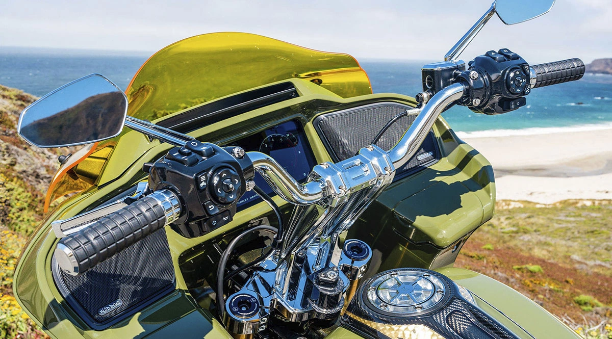 HD_RoadGlide_2024_Zeichenfläche 4