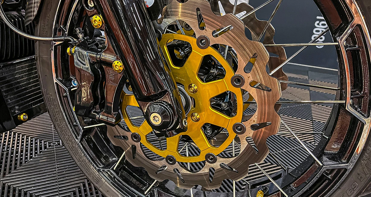 H-D_RoadGlide_2019_04