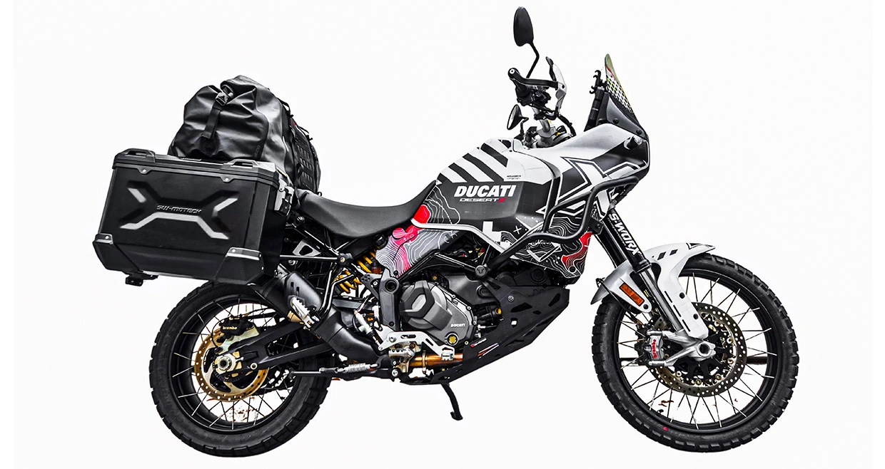 DucatiDesertX_2025_03