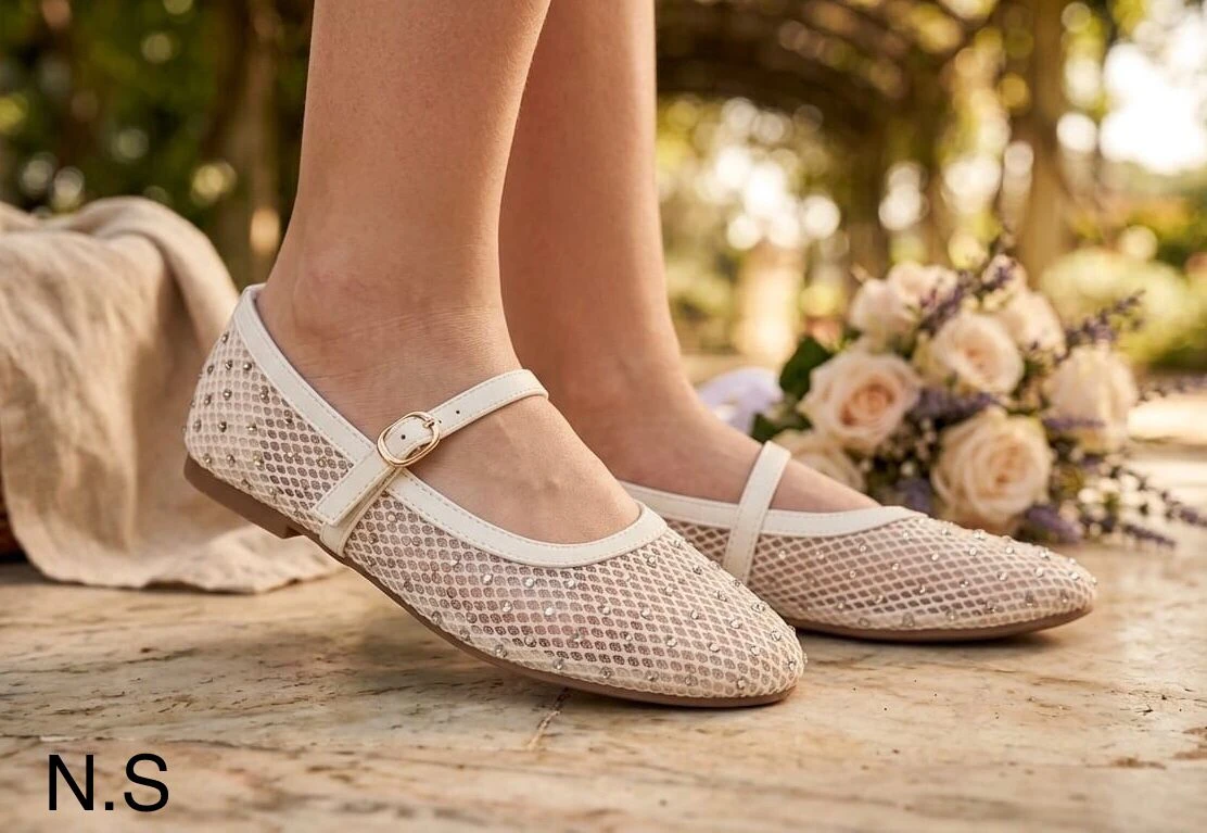 Elegant Ladies’ Flat Shoes with Sparkle Details