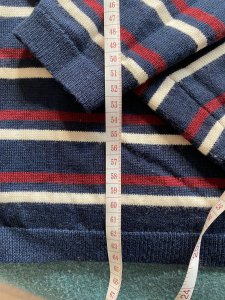 Pulover marin, din lana, Uniqlo - Innes de Fresange