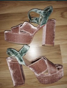 Sandale Stradivarius