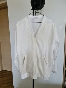 Geaca bomber alba cu model delicat, oversized M