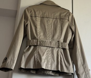 Trench scurt măsura M