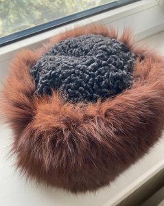 Căciulă din blană